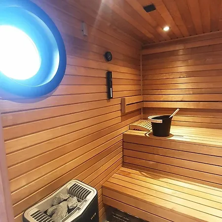 Haus Traumfaenger Iii زنغست